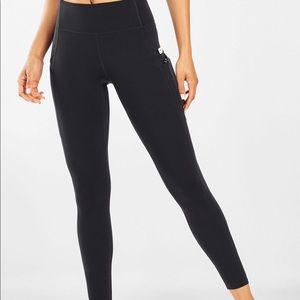 Fabletics Trinity High Waisted pocket legging